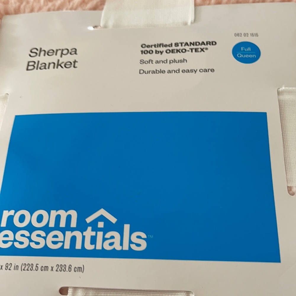 Brand new Blush peach Sherpa blanket full/queen